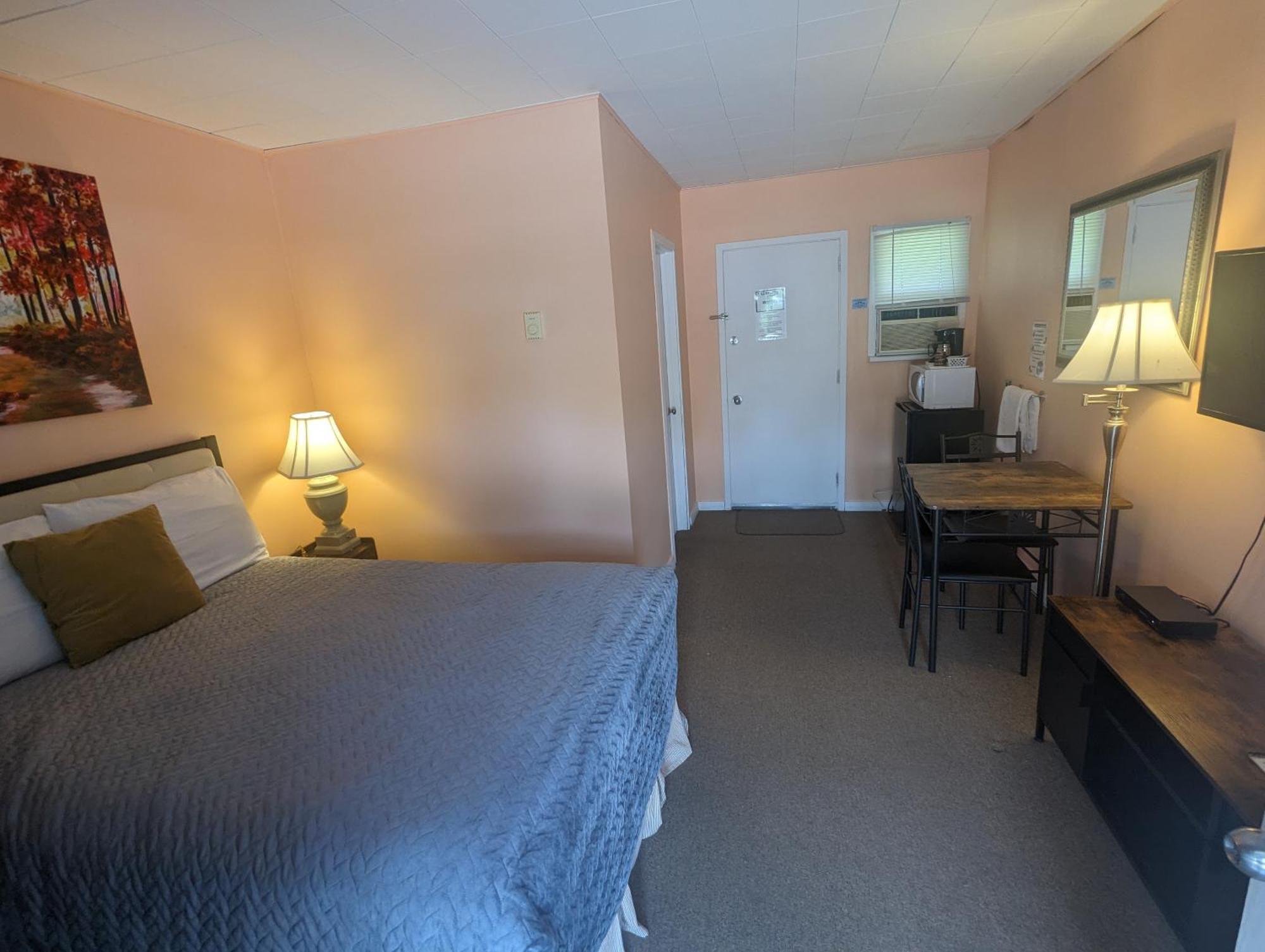 Barrys Bay Pinewood Inn מראה חיצוני תמונה